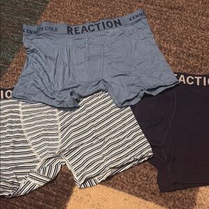 listing-status-banner